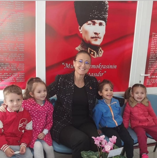 “Muhtarlık Bir Evrak Masası Değil, Hayatın Tam Ortasıdır”